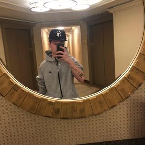 Meet your Posher, Jackson